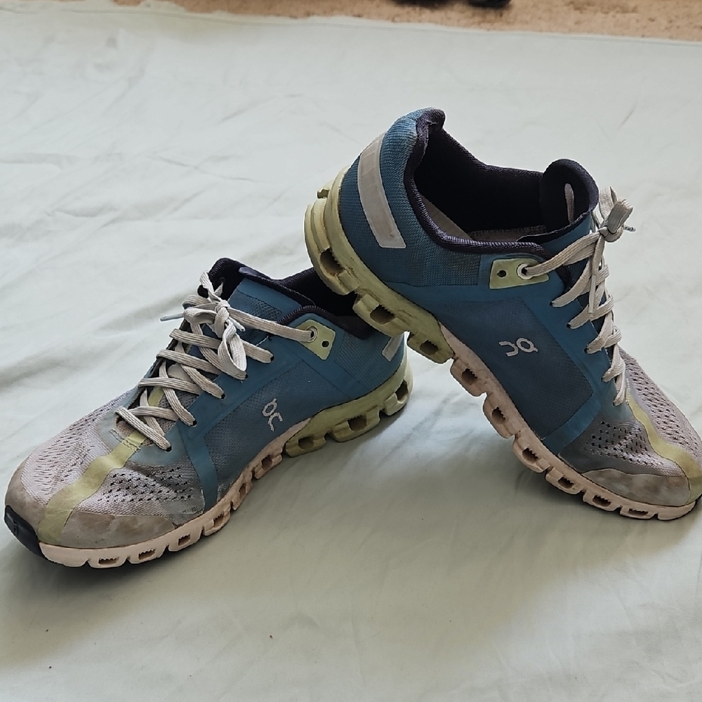 On Sneakers, Blue and Gray With A Stripe Of Yellow, Size 9.